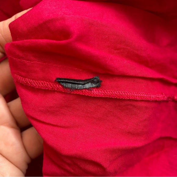 🌺 RESORT BOHO RASPBERRY RED CROCHET VNECK BEACH COVERUP! - Picture 12 of 12